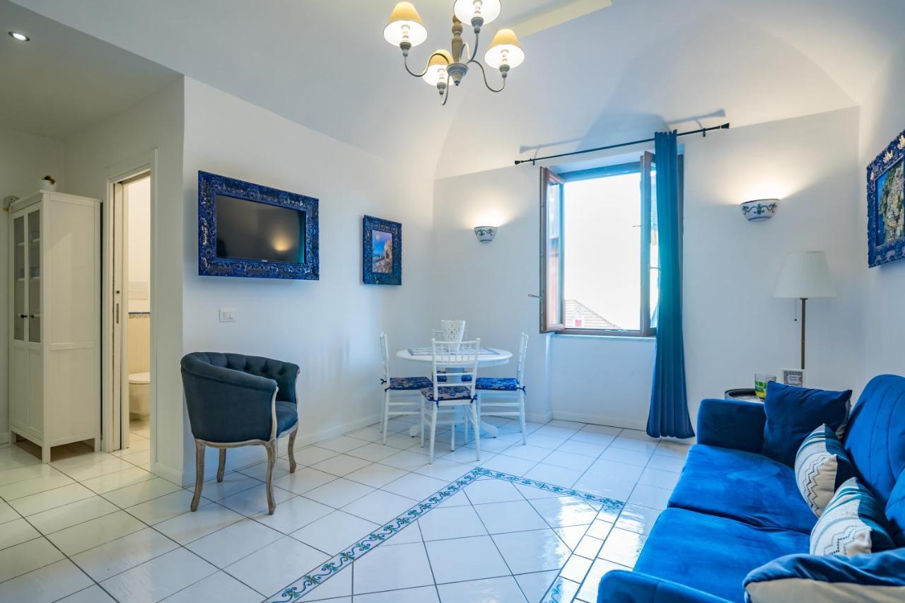 Borgo Dei Saraceni - Suites & Apartments 阿格罗波利 外观 照片