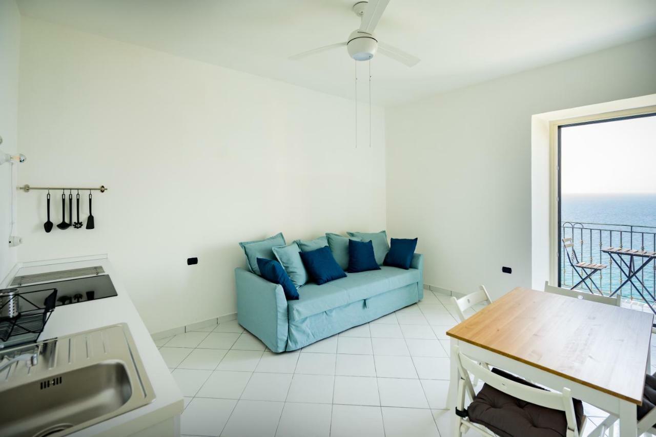 Borgo Dei Saraceni - Suites & Apartments 阿格罗波利 外观 照片